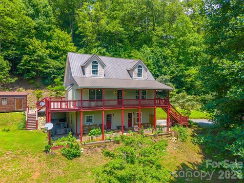 77 Pigeon Creek Trl, Bryson City, NC, 28713-5866 | Card Image