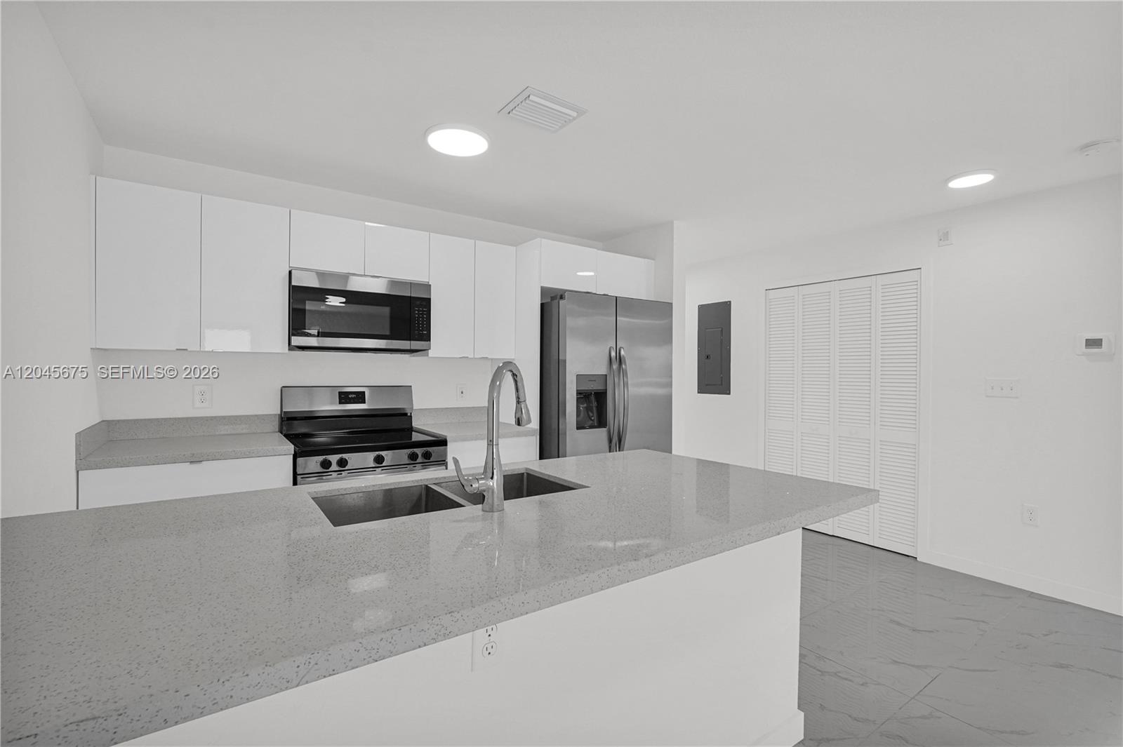 Residential Lease in Miami 4