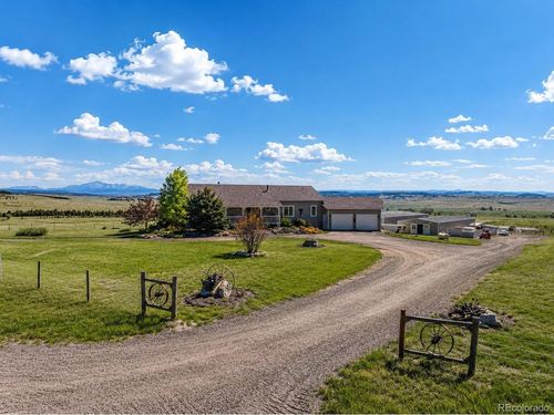 10547 Gillian Ave, Franktown, CO, 80116-8119 | Card Image
