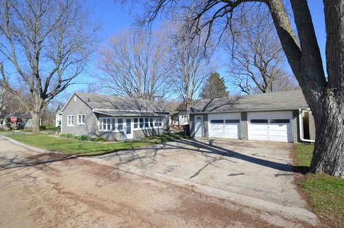 429 S Whiton Street, Whitewater, WI, 53190 | Card Image