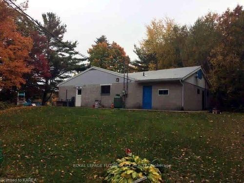 6454 Perth Rd, Perth Road, ON, K0H2L0 | Card Image