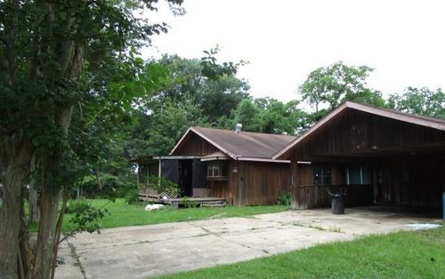 202 Dorothy St, Pineville, LA, 71360-6633 | Card Image