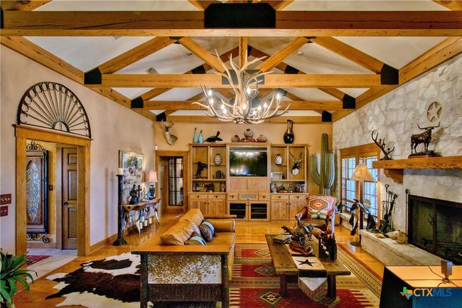 521 Bluff Creek Rd, Home with 3 bedrooms, 4 bathrooms and null parking in Center Point TX | Image 14