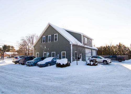 127 Vt Route 15, Jericho, VT, 05465-4413 | Card Image