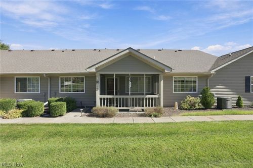 3732 Colony Hill Dr, Zanesville, OH, 43701-7496 | Card Image