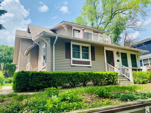 21 Julian St, Naperville, IL, 60540-5609 | Card Image