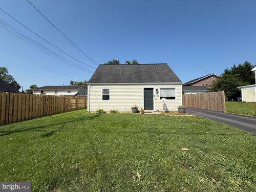 103 Colfax Dr, MANASSAS PARK, VA, 20111-2042 | Card Image