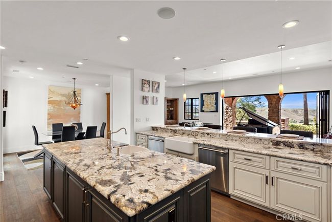 7 Broken Arrow St, House other with 5 bedrooms, 6 bathrooms and 3 parking in Ladera Ranch CA | Image 23