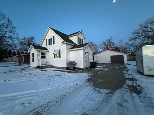303 S Brook St, Hendricks, MN, 56136-9719 | Card Image