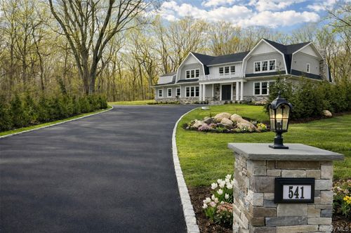541 Split Rock Rd, Syosset, NY, 11791-1513 | Card Image