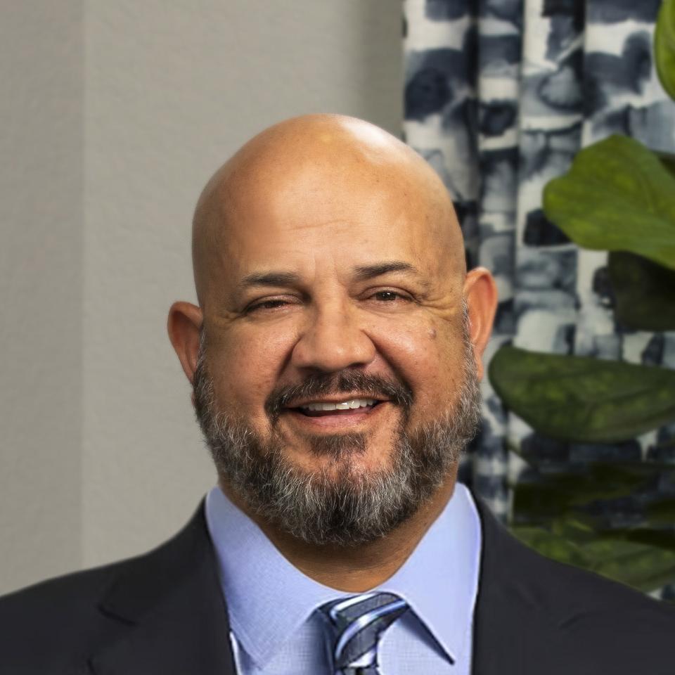 Roberto Elizondo