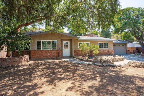 9253 Westhill Rd, Lakeside, CA, 92040-3634 | Card Image