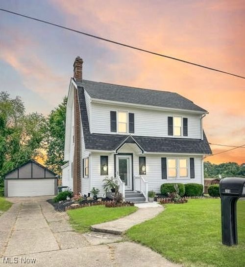 226 Cunningham Ln, Steubenville, OH, 43953-3626 | Card Image