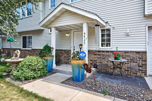 6417 207th St N, Forest Lake, MN, 55025-8037 | Card Image