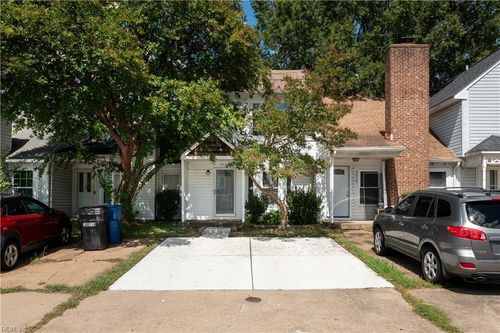 3872 Buchanan Dr, Virginia Beach, VA, 23453-1868 | Card Image