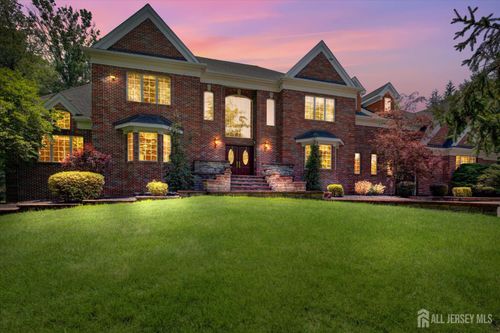 27 Parkwood Ln, Basking Ridge, NJ, 07920-2912 | Card Image