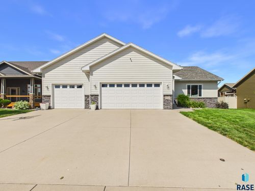 5413 S Sirocco Ave, Sioux Falls, SD, 57108-6808 | Card Image