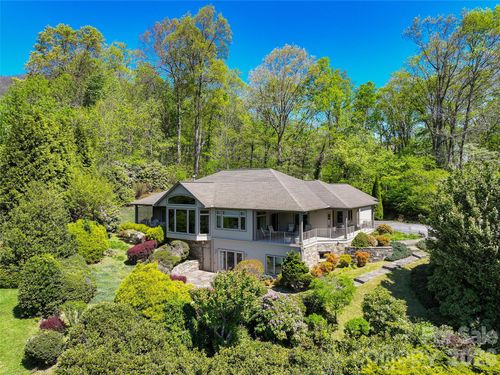 78 Banker Dr, Waynesville, NC, 28786-6148 | Card Image