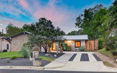 6804 Bryn Mawr Dr, Austin, TX, 78723-2204 | Card Image