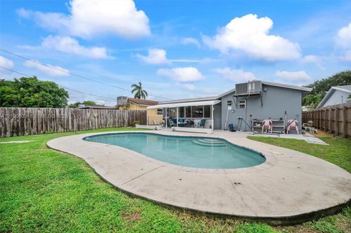 540 S Rainbow Dr, Hollywood, FL, 33021-7514 | Card Image