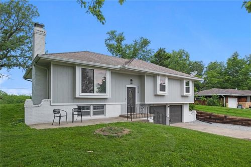 14740 Red Rock Dr, Platte City, MO, 64079-9125 | Card Image