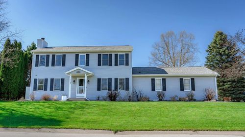 1148 Riverbend Drive, Hartford, WI, 53027 | Card Image