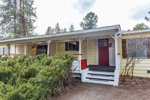 59823 Cheyenne Rd, Bend, OR, 97702-8931 | Card Image