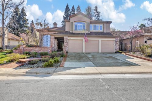 3229 Seminole Circle, Fairfield, CA, 94534 | Card Image