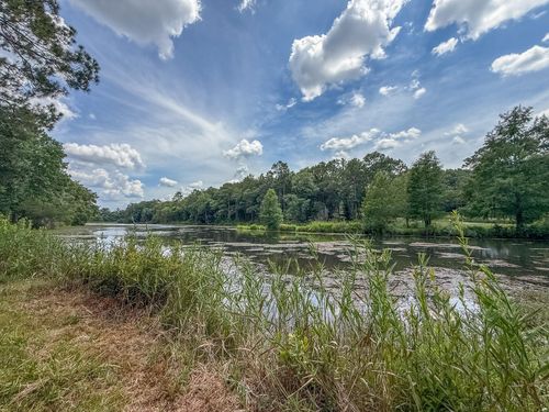 100 Overview Dr, Crestview, FL, 32539-8506 | Card Image