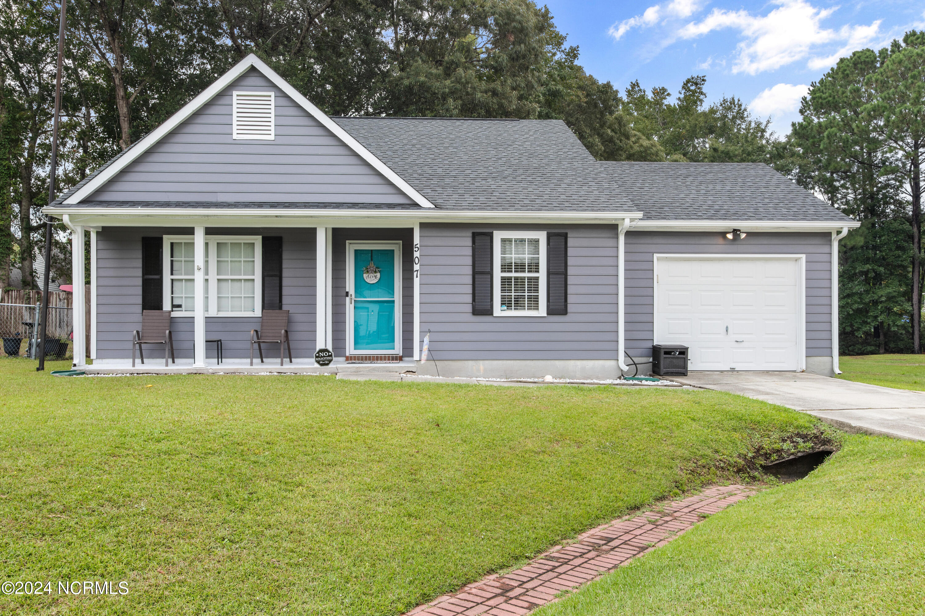 Saint George Cv, Jacksonville, NC 28546
