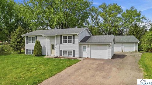 309 8th Ave Nw, Waseca, MN, 56093-2357 | Card Image