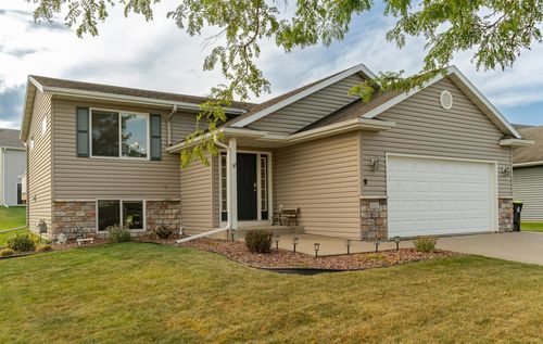 810 19th St, Zumbrota, MN, 55992-7297 | Card Image