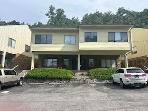 179 Belle Forest Cir, Nashville, TN, 37221-2111 | Card Image