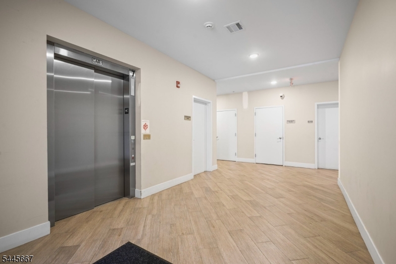 Residential Lease in Piscataway Twp. 4
