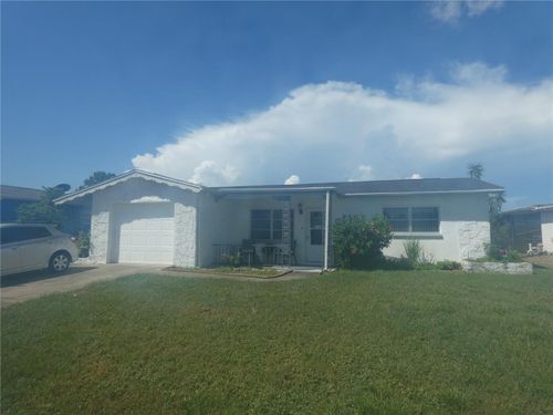9709 Lakeside Ln, PORT RICHEY, FL, 34668-4115 | Card Image