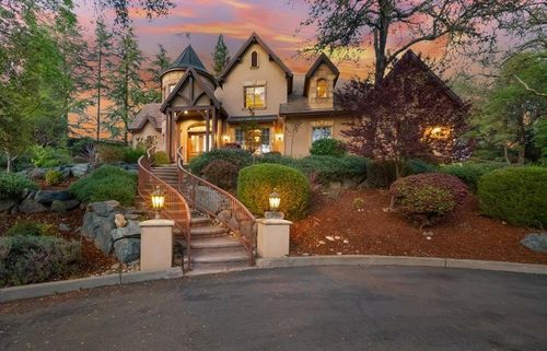 8749 Noland Lane, Fair Oaks, CA, 95628 | Card Image