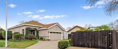 808 Reilly Court, Roseville, CA, 95747 | Card Image