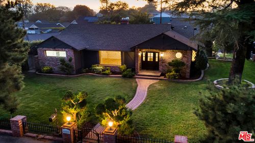 4559 Morella Ave, Valley Village, CA, 91607-4124 | Card Image