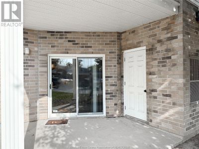 102 - 2592 Pillette Rd, Condo with 2 bedrooms, 2 bathrooms and null parking in Windsor ON | Image 3