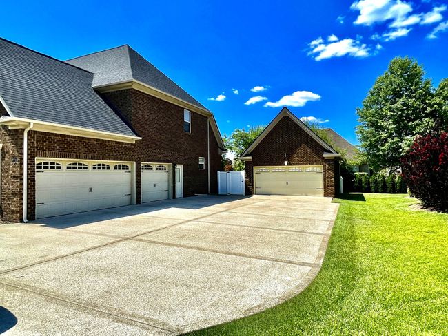 2719 Battleground Dr, House other with 4 bedrooms, 5 bathrooms and 13 parking in Murfreesboro TN | Image 4