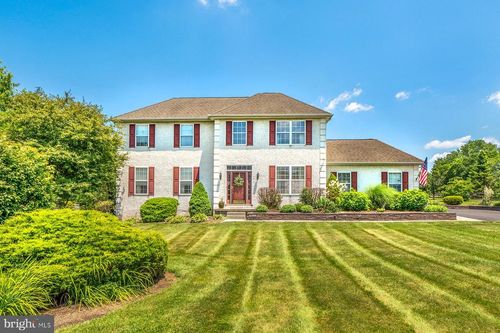 46 Meadow Ln, Pottstown, PA, 19465-8131 | Card Image