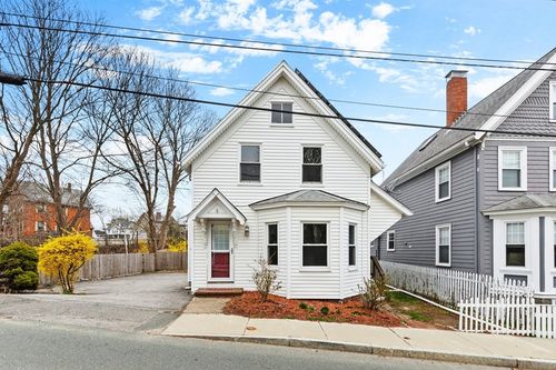 105 Centennial Ave, Gloucester, MA, 01930-2546 | Card Image