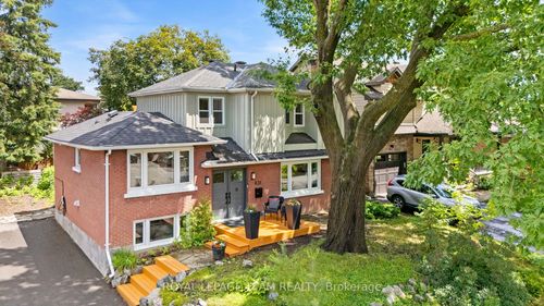 631 Courtenay Ave, Ottawa, ON, K2A3B6 | Card Image