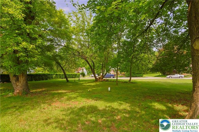 1373 Puggy Ln, House other with 4 bedrooms, 2 bathrooms and null parking in BETHLEHEM PA | Image 50