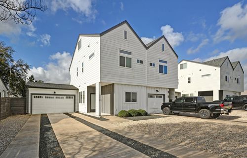 b-1405 Casey St, Austin, TX, 78745-1070 | Card Image