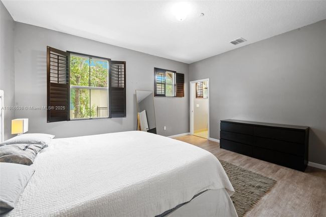 4164 Cascada Cir, Townhouse with 3 bedrooms, 3 bathrooms and null parking in Hollywood FL | Image 14