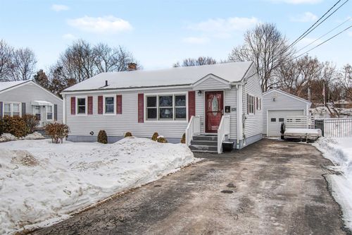 9 Cherokee Ave, Essex Junction, VT, 05452-3555 | Card Image