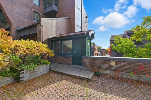 21-135 Springfield Rd, Ottawa, ON, K1M1C5 | Card Image