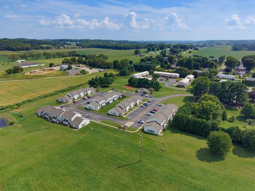 600 Plainfield Road, West Lafayette, OH, 43845 | Card Image