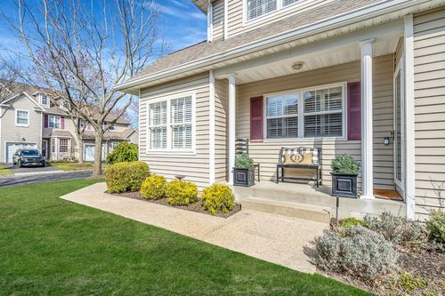 31 Snowdance Ln, Nesconset, NY, 11767-1560 | Card Image